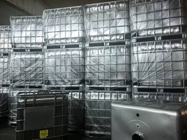 Explosion-Proof Metal IBC Tank Warehouse Photo